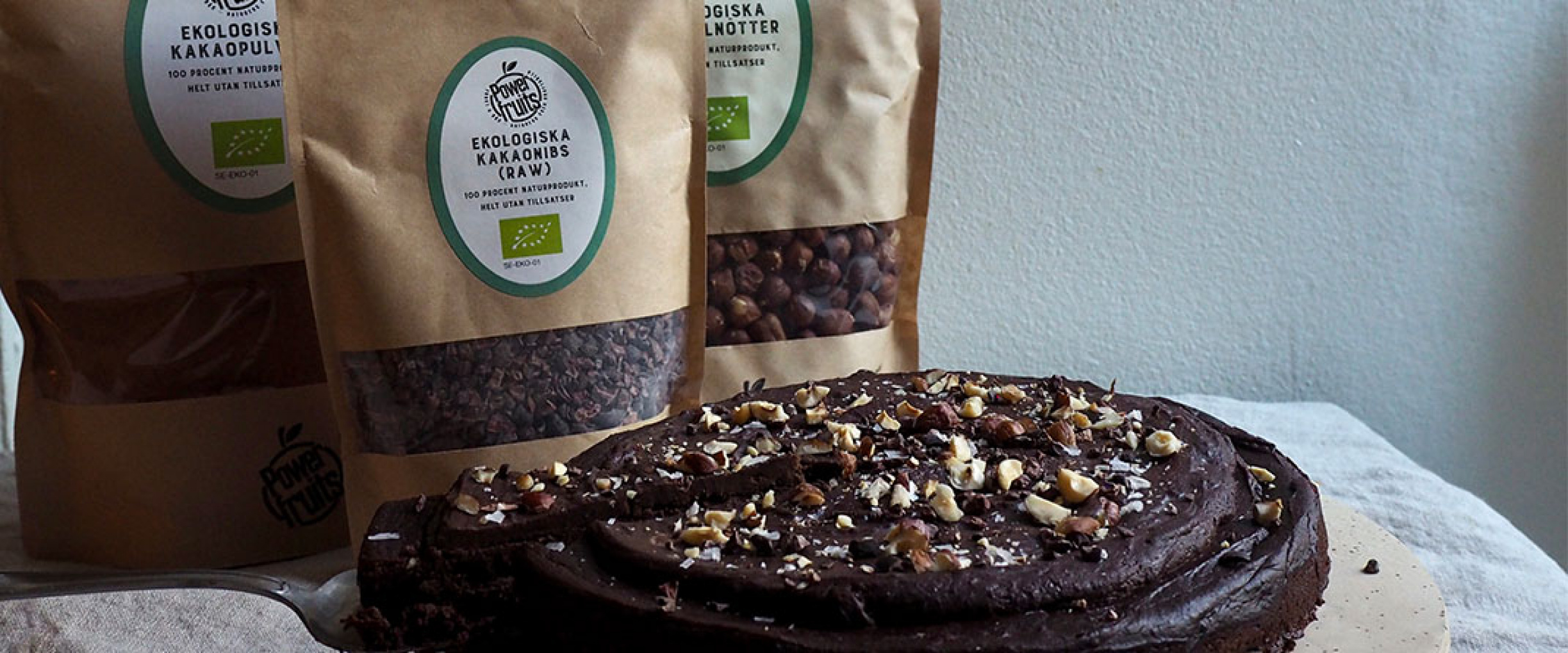 Chokladkaka från Yogaköket och Powerfruits