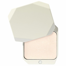 Krämhighlighter i metallisk förpackning med champagnenyans