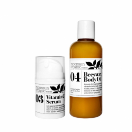 Bestseller Set, Vitamin C Serum & Beeswax Body Oil från Moonsun Organic som hudvårdspaket.