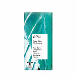 Mörk chokladkaka i förpackning med mintfyllning