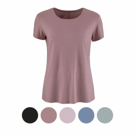 Rundhalsad t-shirt i enkel modell
